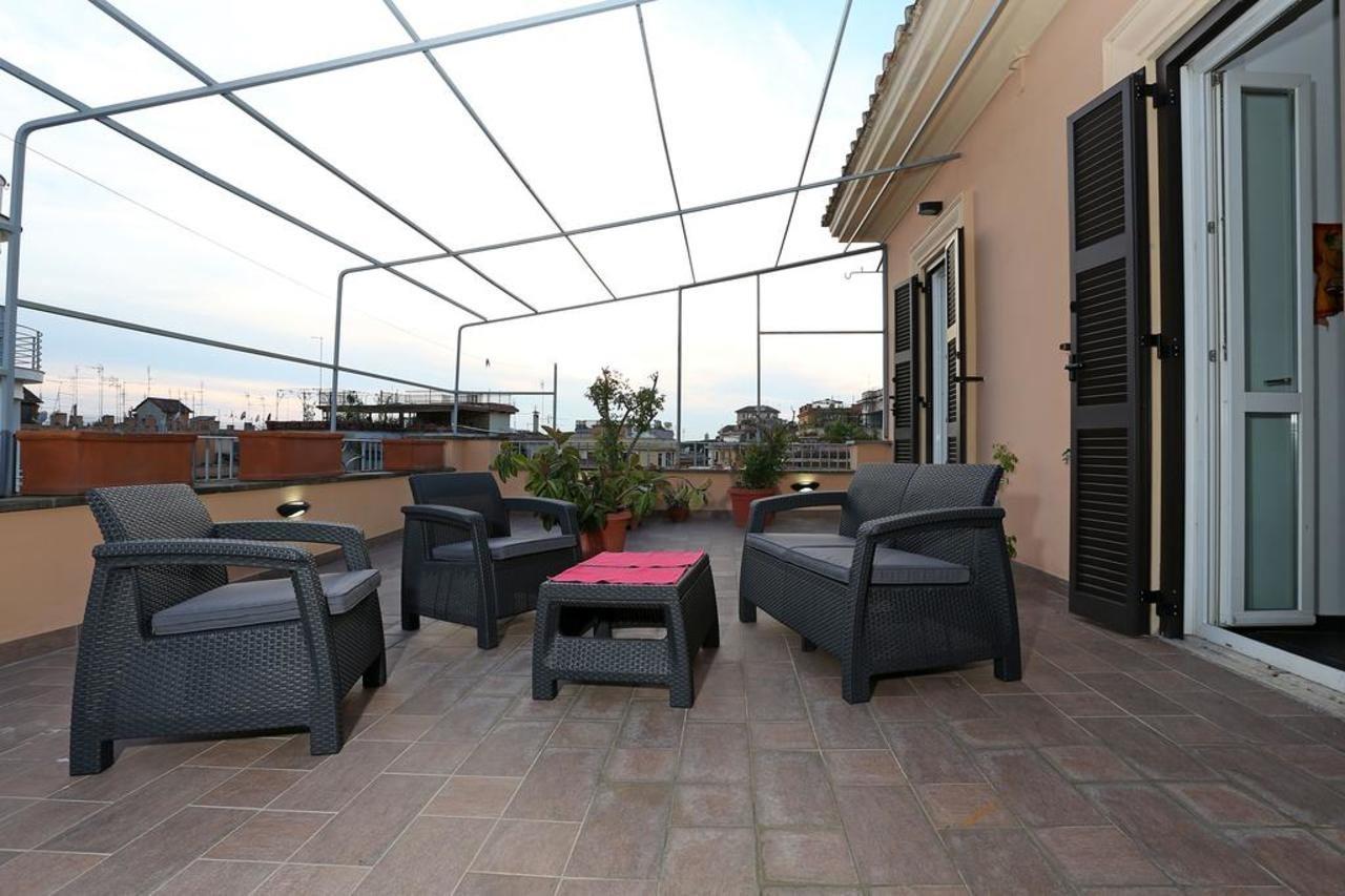 B&B La Terrazza Sul Colosseo Rzym Zewnętrze zdjęcie